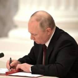 Propagandayı yasaklayan yasa çıkardı! Putin’den LGBT lobisine darbe!