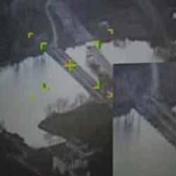 Ukrayna-Rusya savaşında sıcak saatler: Stratejik k&ouml;pr&uuml; imha edildi, &ccedil;ok sayıda esir var!