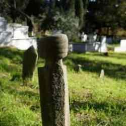 Ey&uuml;psultan Belediyesi'nde 'borcuna karşılık mezarlık' iddiası