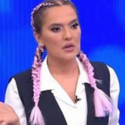 Demet Akalın &ccedil;are bulamayınca evini satma kararı aldı