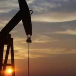 Petrol haftalık kazancın ardından düşüşte