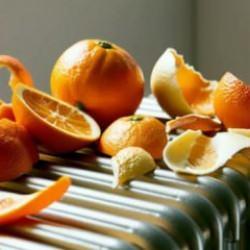 Sadece hoş koku yaymıyor! Kış aylarında petek üzerine portakal koymak ne işe yarar?