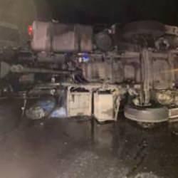 Susurluk'ta kaza! Tır şoförü yaralı