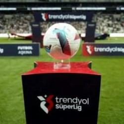 Zirve yarışı nefes kesiyor! Süper Lig'de puan durumu