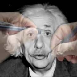 Araştırmalar gün yüzüne çıkardı: Sol elini kullanan kişiler sağ elini kullananlara göre daha hızlı mı düşünüyor?