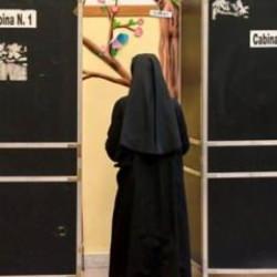 Avrupa'nın en tehlikeli su&ccedil; &ouml;rg&uuml;t&uuml;yd&uuml;...Yakalananların arasında bir rahibe de var!   