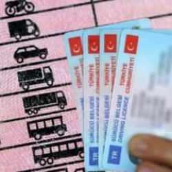 Ehliyette yaş sınırı düşürüldü mü? Ehliyet yaş sınırı kaça düştü?