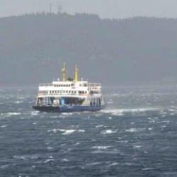Kuzey Ege'de deniz ulaşımına fırtına engeli