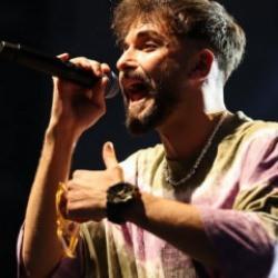 TRT1'in sevilen dizisi Kod Adı Kırlangı&ccedil;'a şarkıcı Sefo geldi! Sosyal medyayı salladı