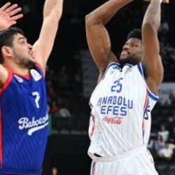 Anadolu Efes, Bahçeşehir'i devirdi