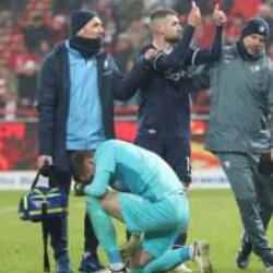 Bundesliga maçında ilginç olay! Kaleci sahaya çıkamadı, bakın kaleye kim geçti