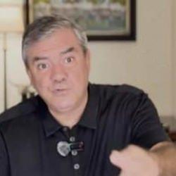 CHP&rsquo;li Yılmaz &Ouml;zdil, &Ouml;zg&uuml;r &Ouml;zel&rsquo;in &lsquo;Esad&rsquo; &ccedil;ıkışını tiye aldı! 