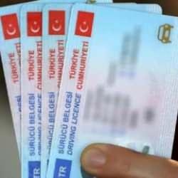 Ehliyet alacaklar dikkat: Yaş sınırı düşürüldü!