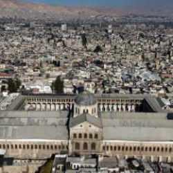 Esed sonrasında tarihi anlar! Y&uuml;zlerce kişi cuma namazı i&ccedil;in Emevi Camii'ne akın etti