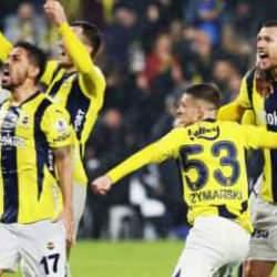 Golcüler sahne aldı! Fenerbahçe hayata döndü