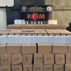 İçki operasyonu: 5 ton etil alkol ele geçirildi