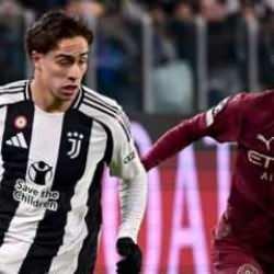 İngiliz efsane Kenan Yıldız'a hayran oldu!