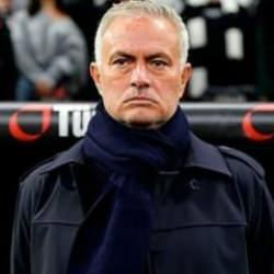 Fenerbahçe'de Mourinho İstanbul'dan ayrılıyor! Sebebi tatil değil