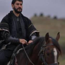 Kud&uuml;s Fatihi Selahaddin Eyyubi 36.b&ouml;l&uuml;m fragmanı: Yok etmek i&ccedil;in atağa kalktı! G&ouml;z&uuml;n&uuml; kan b&uuml;r&uuml;yor