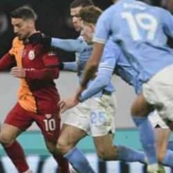 Malmö beraberliği sonrası Okan Buruk'a iki mesaj!