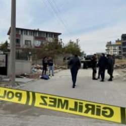 Mersin&rsquo;de aile katliamı! &Ouml;nce eşini, sonra oğlunu &ouml;ld&uuml;rd&uuml;