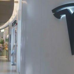 Tesla hisseleri rekor seviyede! Elon Musk servetine servet kattı