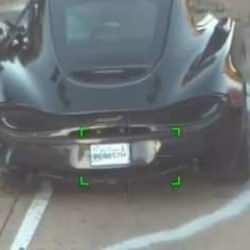 Toyota Corolla ve McLaren kazaya karıştı! Ölümcül kazada lüks otomobil ikiye bölündü