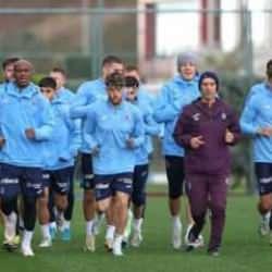 Trabzonspor'a Galatasaray maçı öncesi 2 kötü haber!