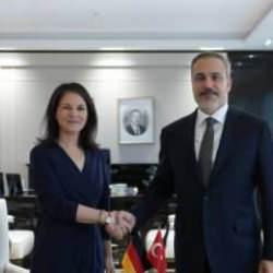 Bakan Fidan, Alman mevkidaşı Baerbock'ın yüzüne söyledi: Asla müsaade edilemeyecek