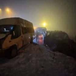 Bolu Dağı ge&ccedil;işinde zincirleme trafik kazası: 6 yaralı