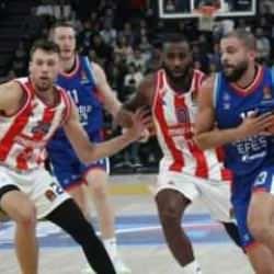 Çift maç haftasına harika başlangıç! Anadolu Efes, Kızılyıldız'ı parkeden sildi