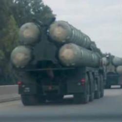 Esed'e kol kanat geren Putin'den Suriye'de s&uuml;rpriz hamle! S-400'ler b&ouml;yle g&ouml;r&uuml;nt&uuml;lendi...