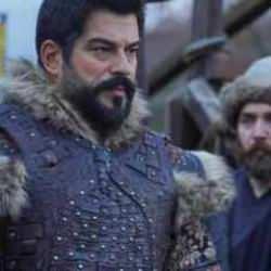 Yakıp yıktıkları sahne olay oldu! Kuruluş Osman 175.b&ouml;l&uuml;m fragmanı: T&uuml;yler &uuml;rperten saldırı