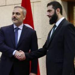 Son Dakika: Bakan Fidan Şam'da: Yeni y&ouml;netimin lideri ile g&ouml;r&uuml;şt&uuml;