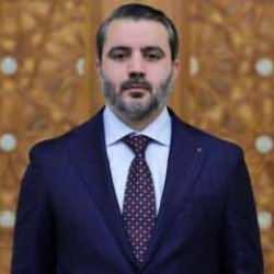 Suriye'nin yeni Dışişleri Bakanı Esaad Hasan Şeybani İZ&Uuml; mezunu