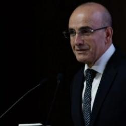 Bakan Şimşek'ten döviz kuru ve enflasyon açıklaması