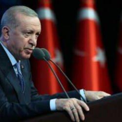 Bakan Yerlikaya, Erdoğan'ın talimatını a&ccedil;ıkladı: Suriyelilere briket evler yapılacak!