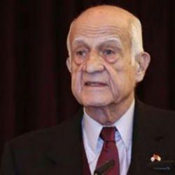 İş insanı İnan Kıraç 87 yaşında evlendi