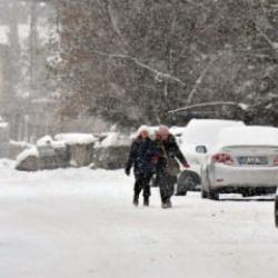 52 ilde kar alarmı, 16'sı sarı kod! Meteoroloji'den uyarı &uuml;st&uuml;ne uyarı: Kuvvetli yağacak