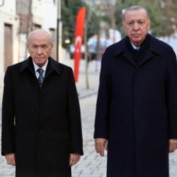 Babalar s&ouml;z&uuml;n&uuml; tutar!