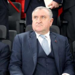 Bakan Bak sayıyı a&ccedil;ıkladı! 2025'te sporda madalya patlaması