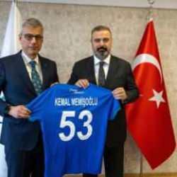 Bakan Memişoğlu'ndan Rizespor'a ziyaret!