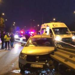 &Ccedil;orlu&rsquo;da otomobil bariyerlere ok gibi saplandı! 