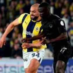 Fenerbah&ccedil;e'de Sofyan Amrabat sıkıntısı!