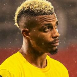 Galatasaray'da teknik heyetin y&uuml;z&uuml;n&uuml; g&uuml;ld&uuml;ren Mario Lemina gelişmesi