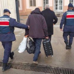 Hapis cezası bulunan baba-oğul, aynı operasyonda yakalandı