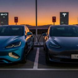 Bir devir kapandı! Elektrikli ara&ccedil;ta zirve el değiştirdi!