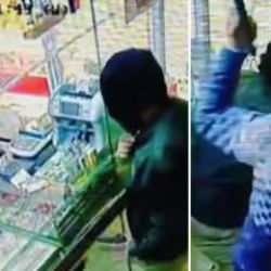 Oyuncak silahla kuyumcu soyma girişimi kamerada