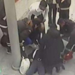 Tren istasyonunda kalbi durdu: Yapılan m&uuml;dahale ile hayata d&ouml;nd&uuml;