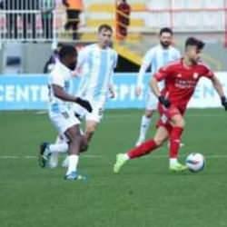 Ümraniyespor ile Erzurumspor puanları paylaştı